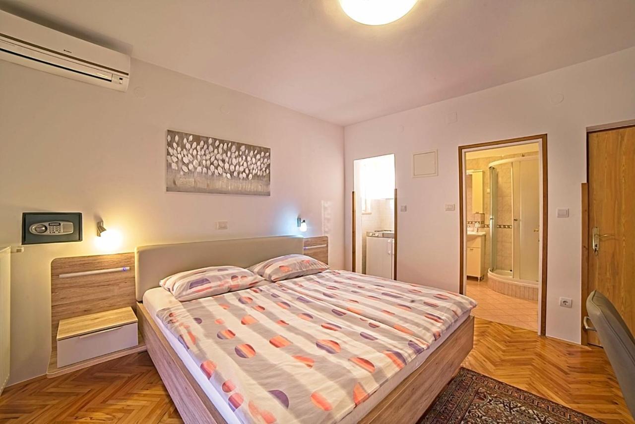 Studio Apartments Peric Rab 캄포르 외부 사진
