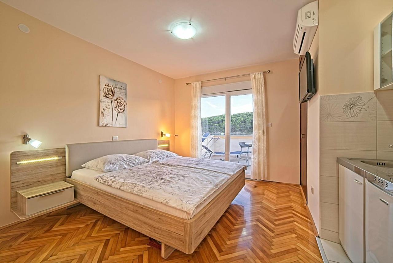 Studio Apartments Peric Rab 캄포르 외부 사진