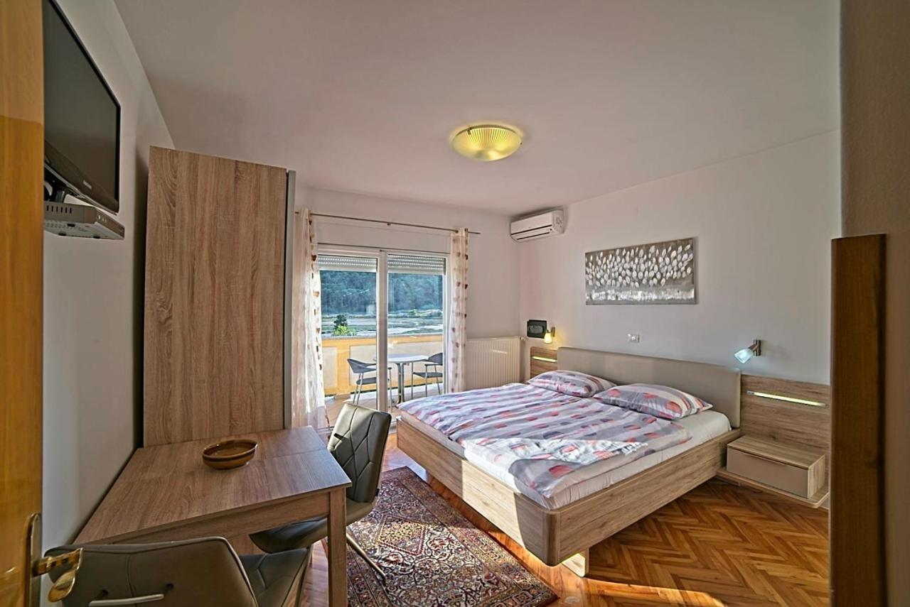 Studio Apartments Peric Rab 캄포르 외부 사진